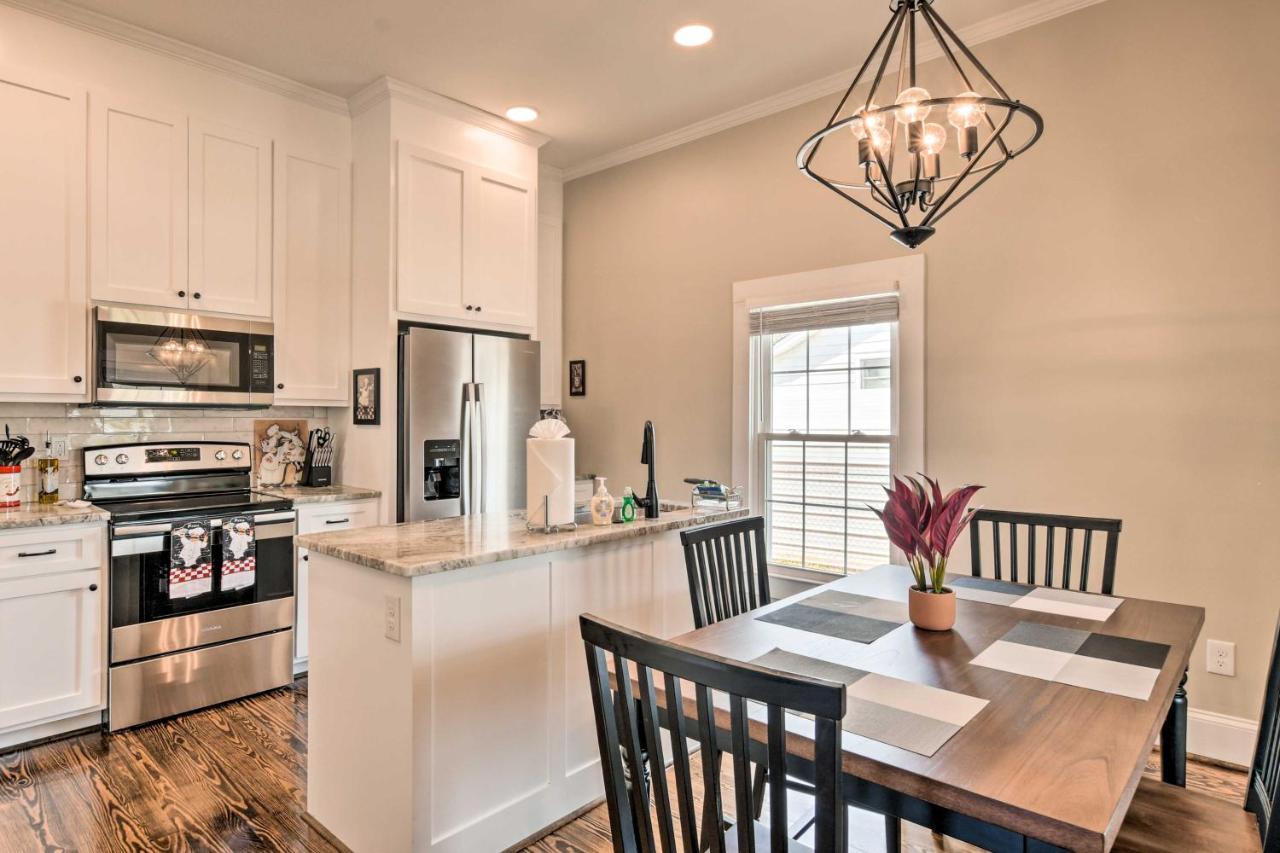 Ideally Located Penne Place With Deck And Grill Greenville Extérieur photo
