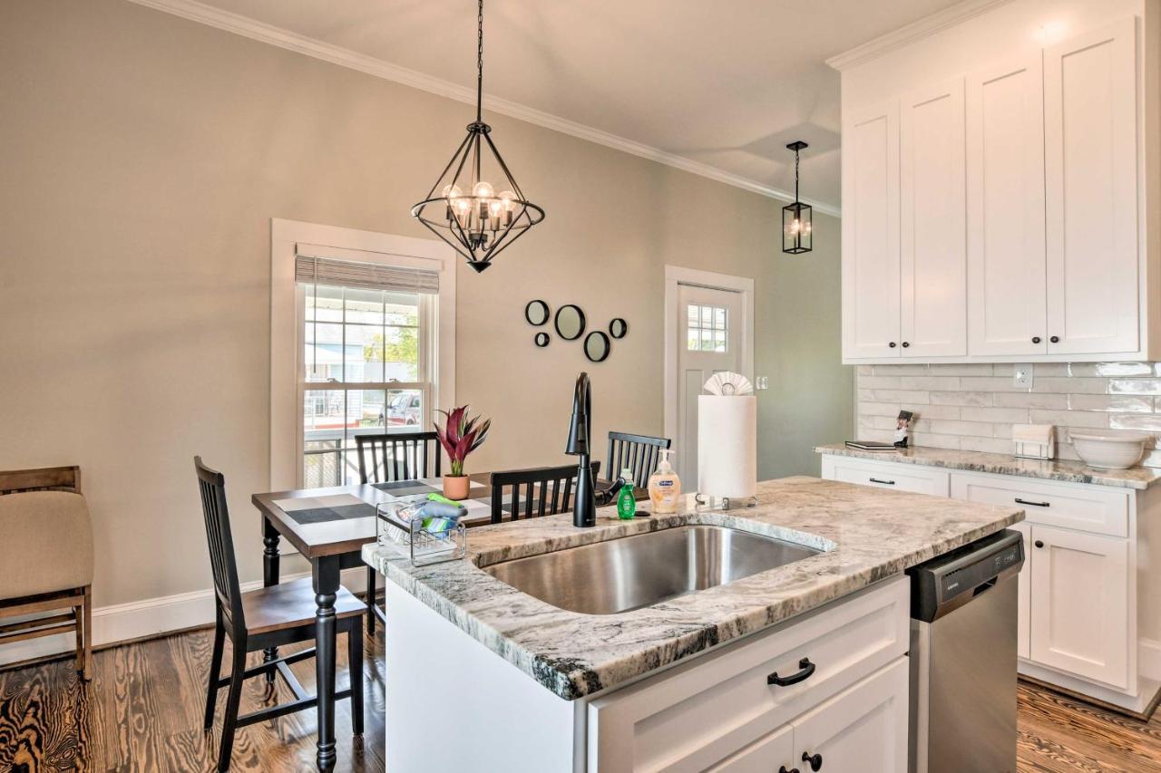 Ideally Located Penne Place With Deck And Grill Greenville Extérieur photo