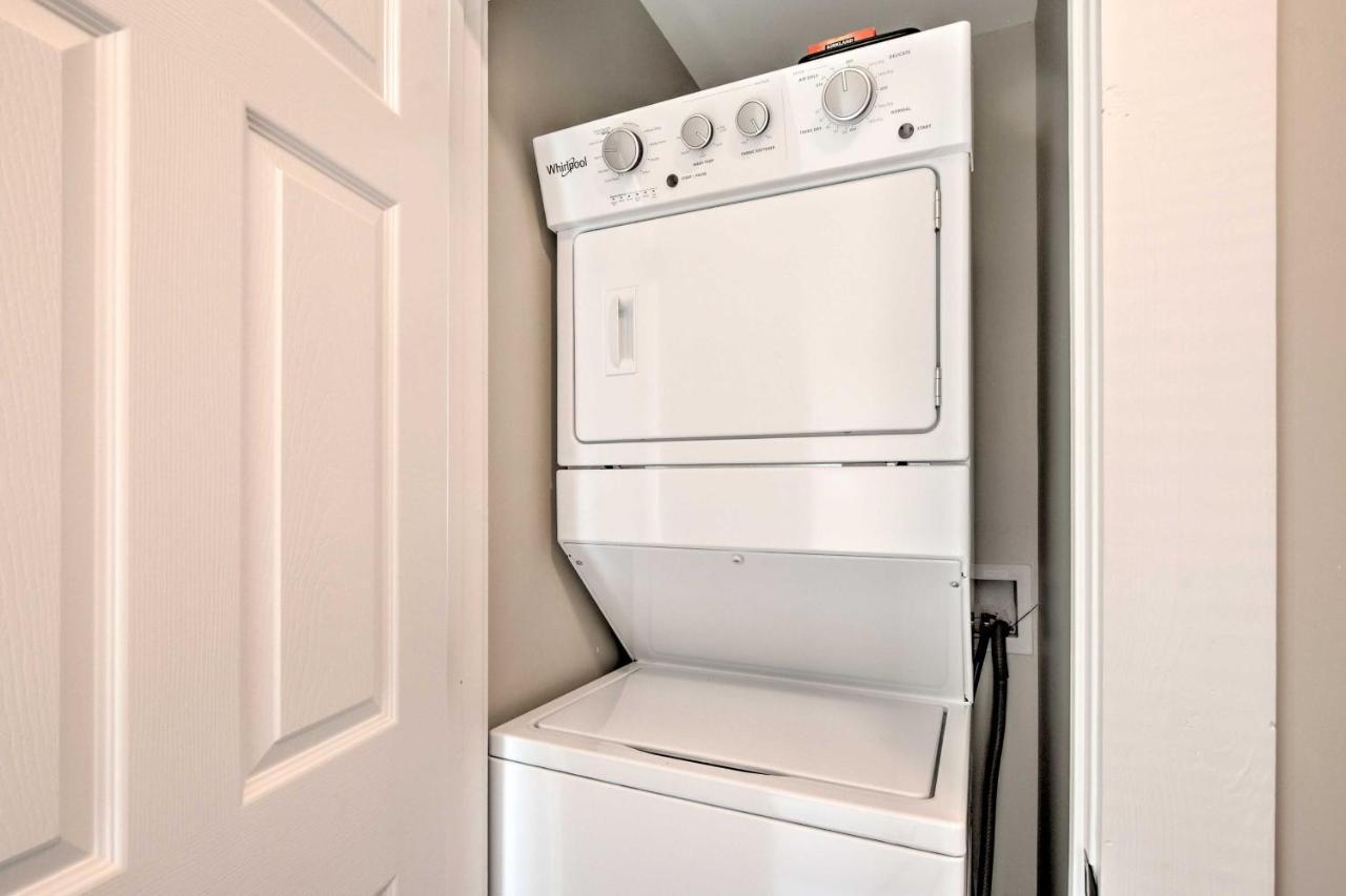 Ideally Located Penne Place With Deck And Grill Greenville Extérieur photo