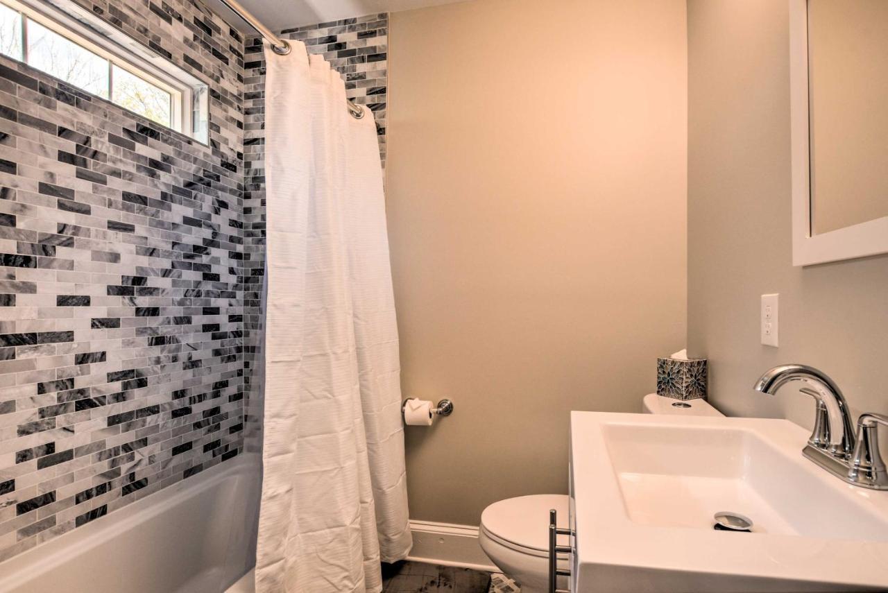 Ideally Located Penne Place With Deck And Grill Greenville Extérieur photo